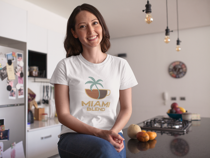 Miami Blend - Classic Logo Women’s basic organic t-shirt
